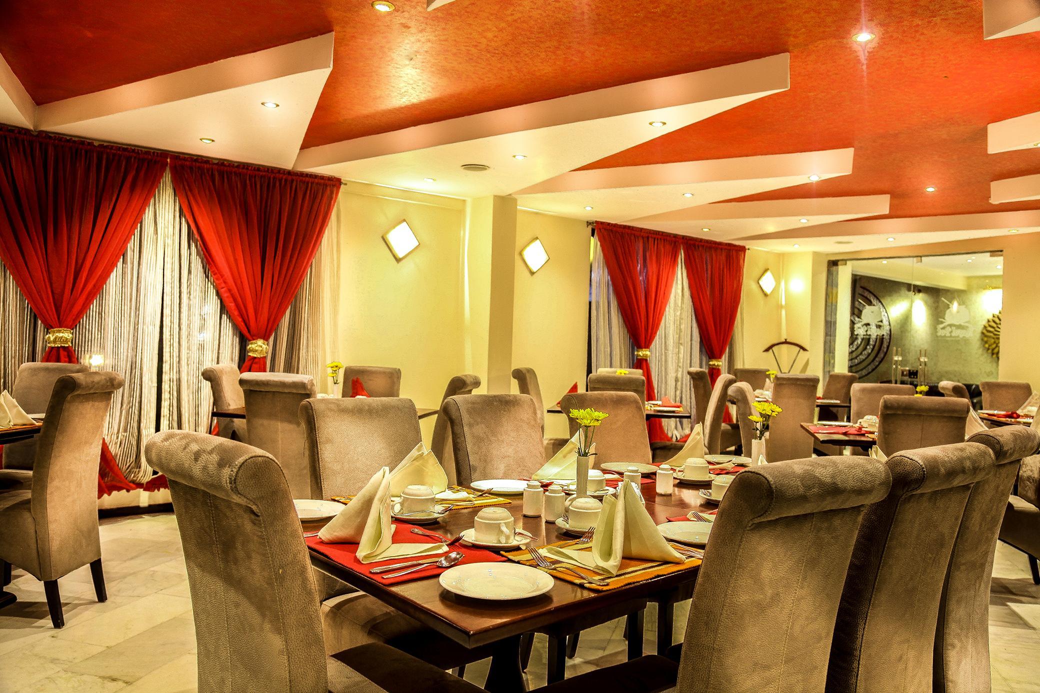 The Monarch Hotel Nairobi Esterno foto