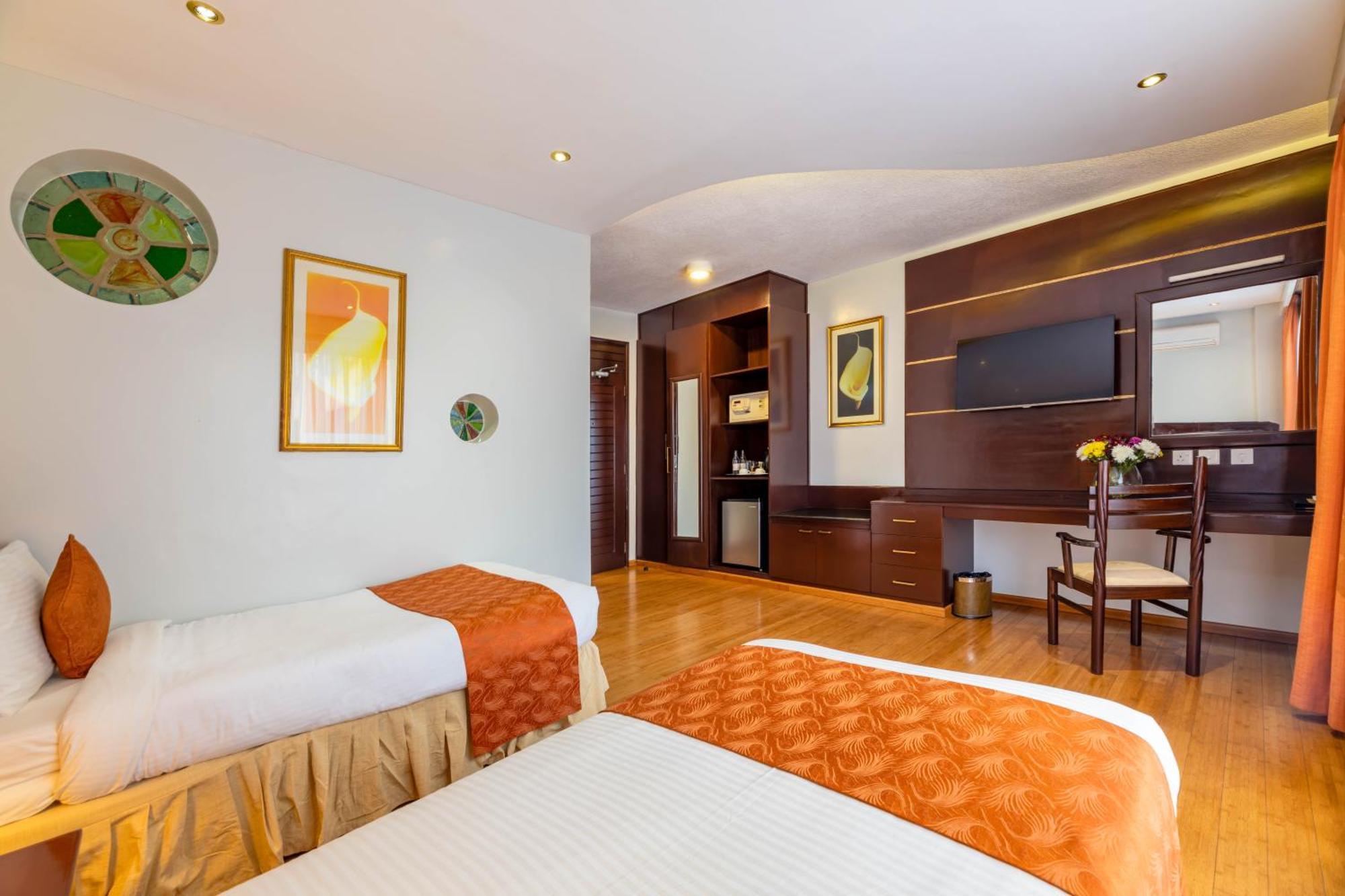The Monarch Hotel Nairobi Esterno foto