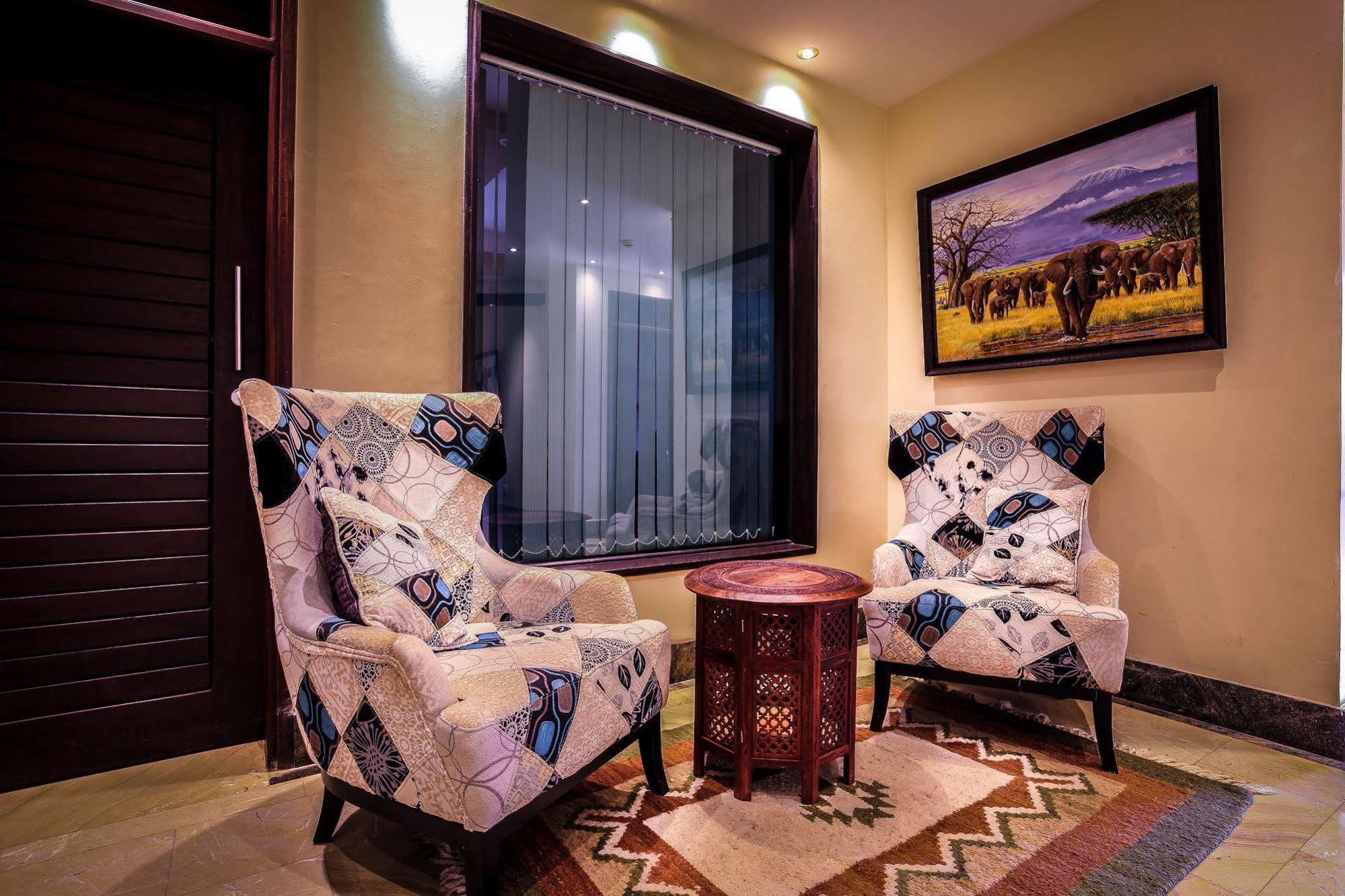 The Monarch Hotel Nairobi Esterno foto